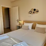 Feel At - - 2 Apartment *